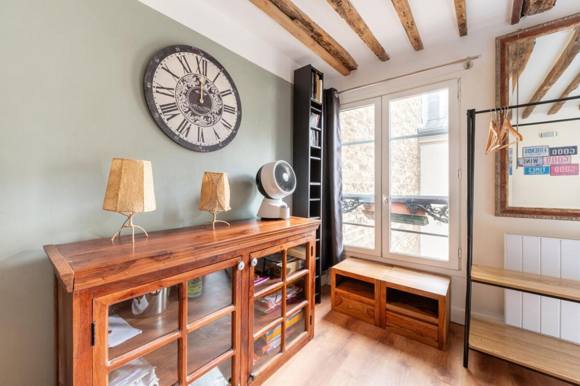 Central Parisian-style Studio Apart - Sentier Apartment