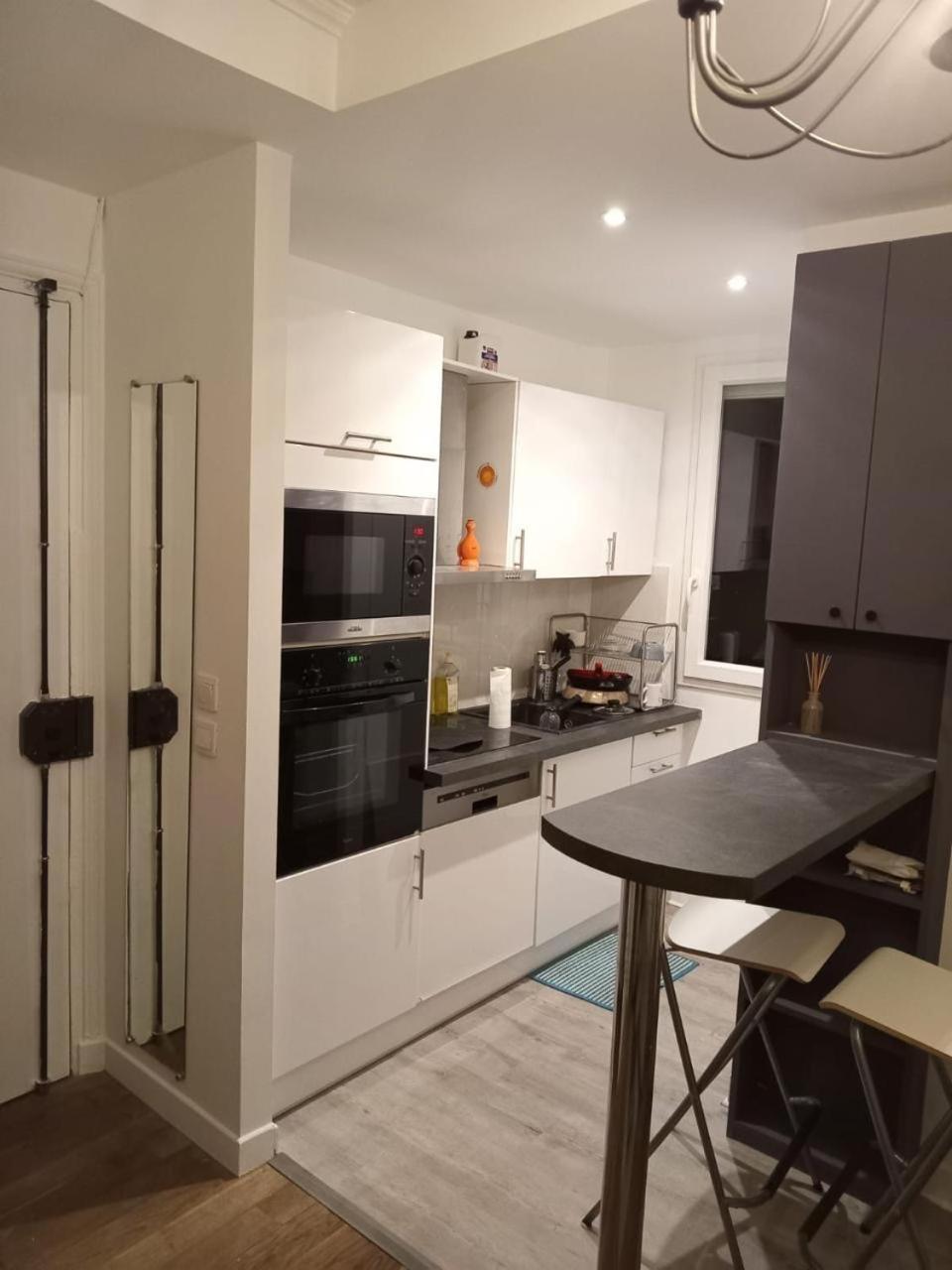 Appartement Cosy Dans Le Marais