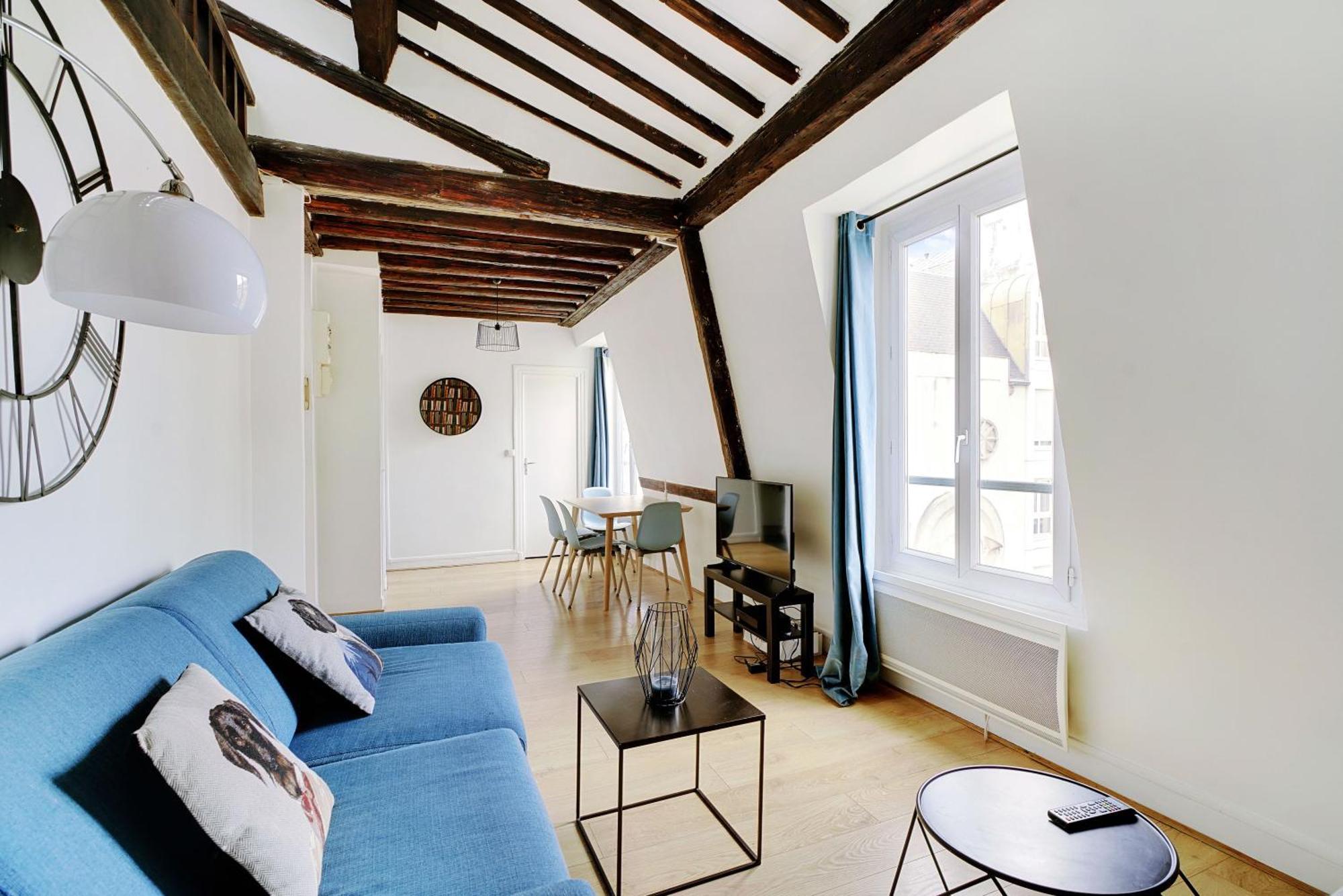 Apartment Parisian Charm In The Heart Of The Marais !