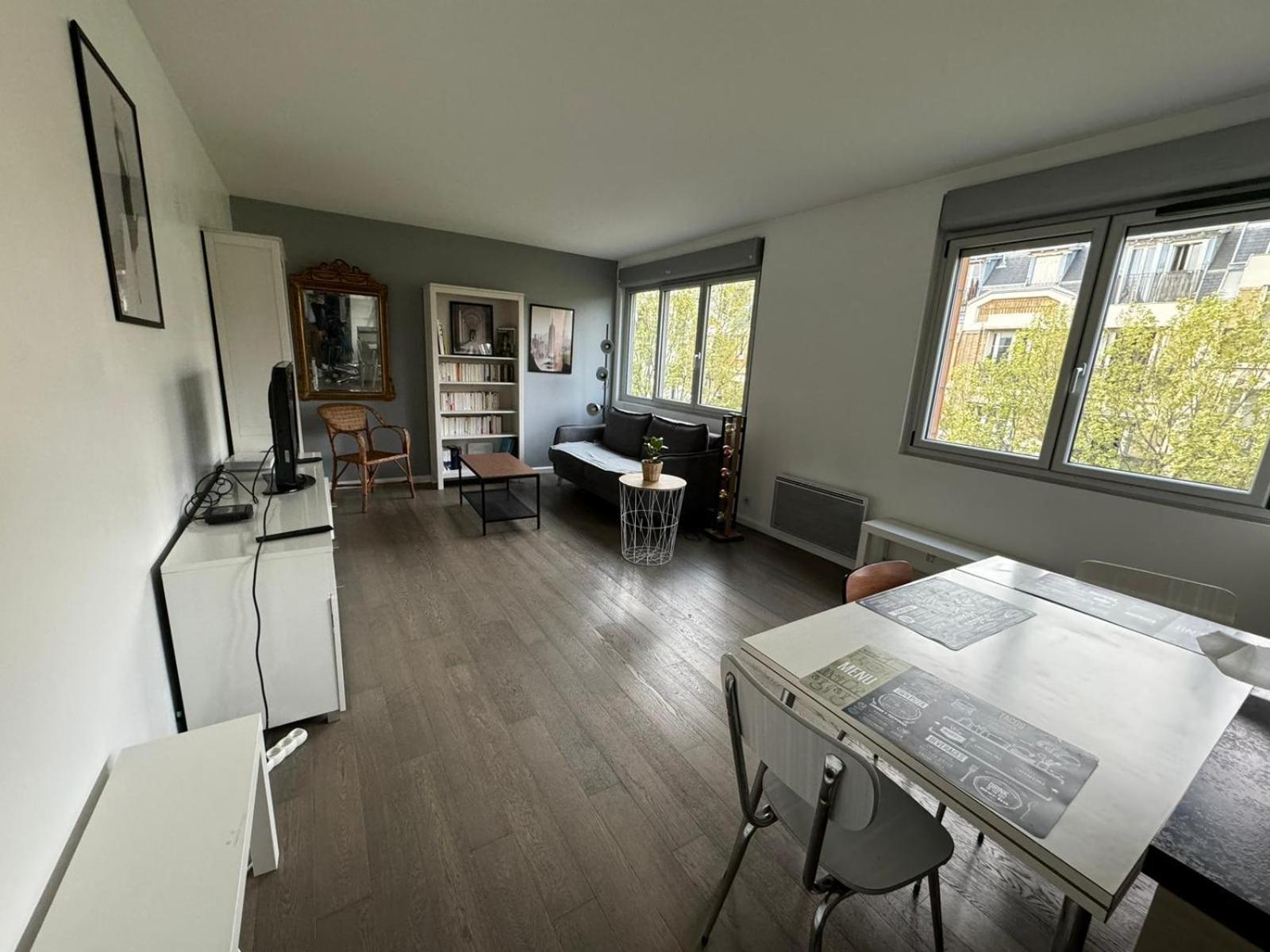Superbe Centre - Buttes Chaumont Appartement