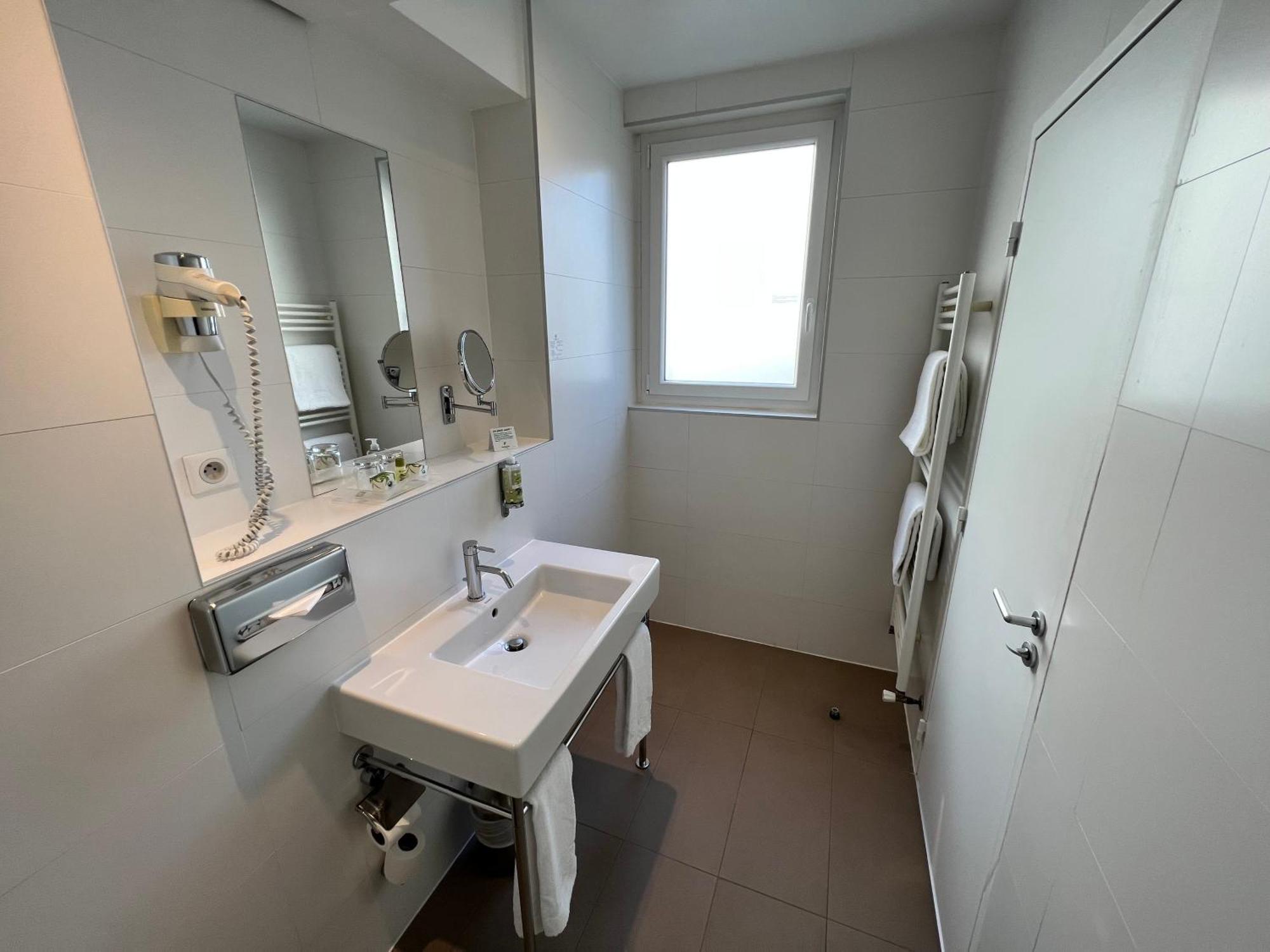 Hotel Holiday Paris-auteuil By Ihg Paris