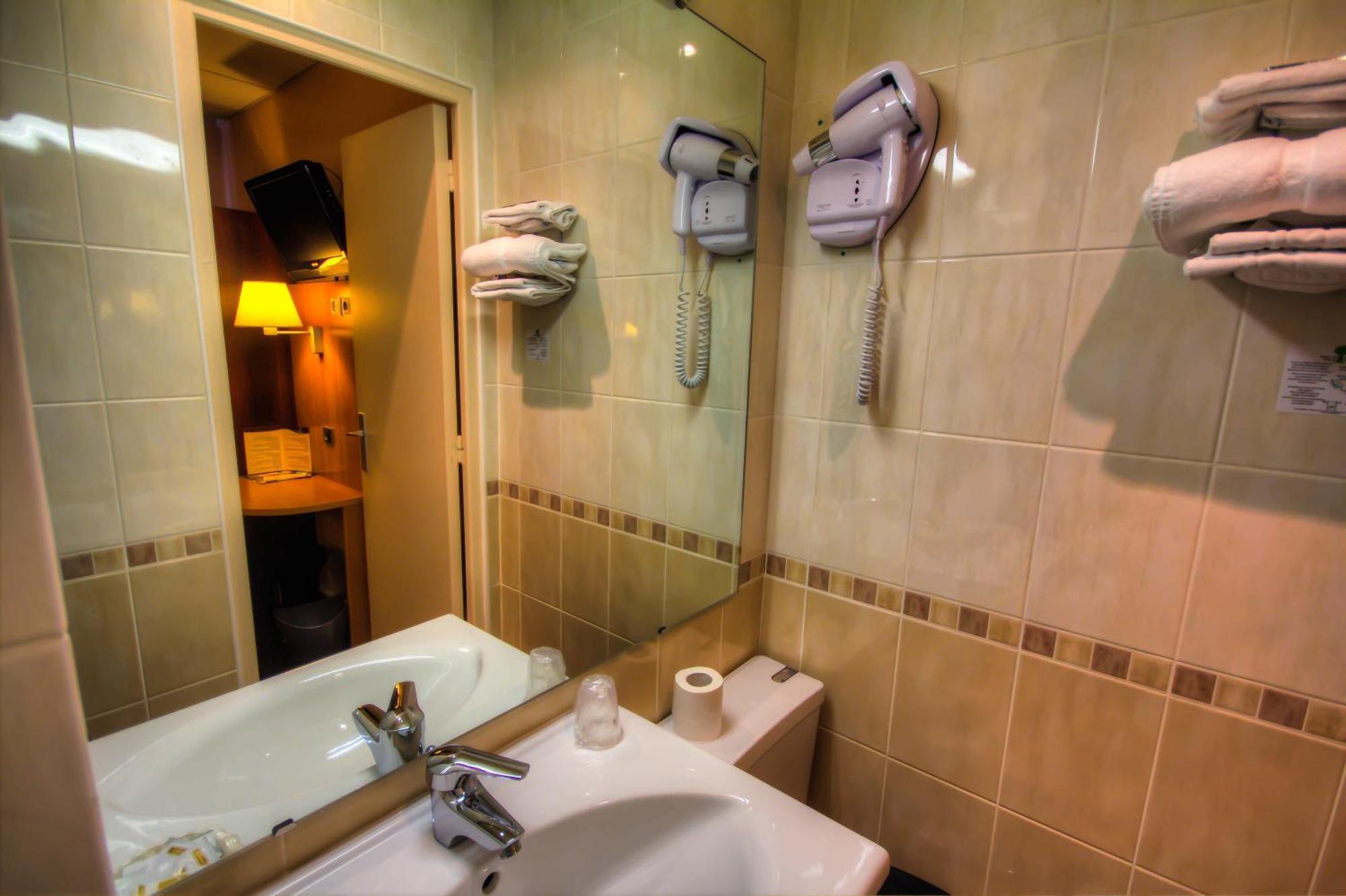 Hotel Des Trois Gares Paris