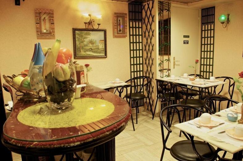 Hotel Voltaire Paris