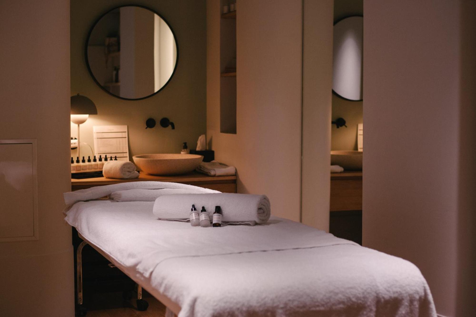 Hotel National Des Arts Et Metiers 4*