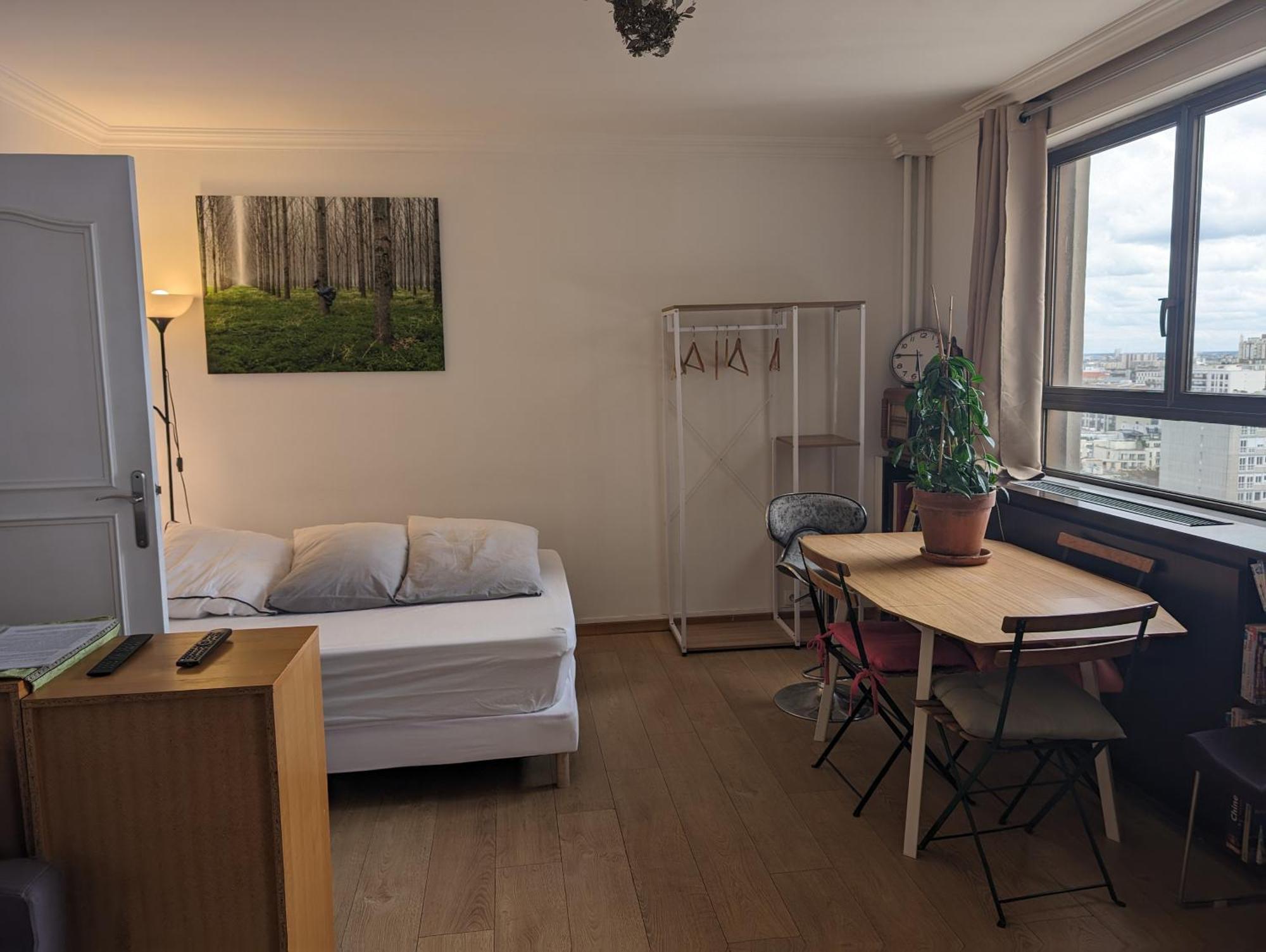 Large With Terrace For Up To 4 People Paris