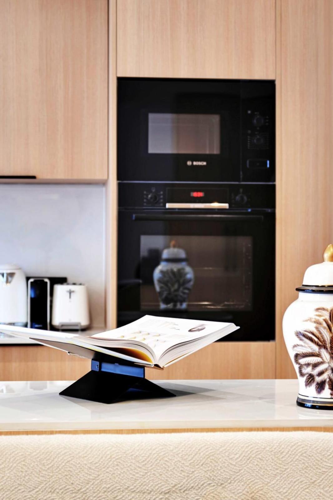 Apartment Incredible Flat - 4 Br-10p - Matignon - Champs Elysees