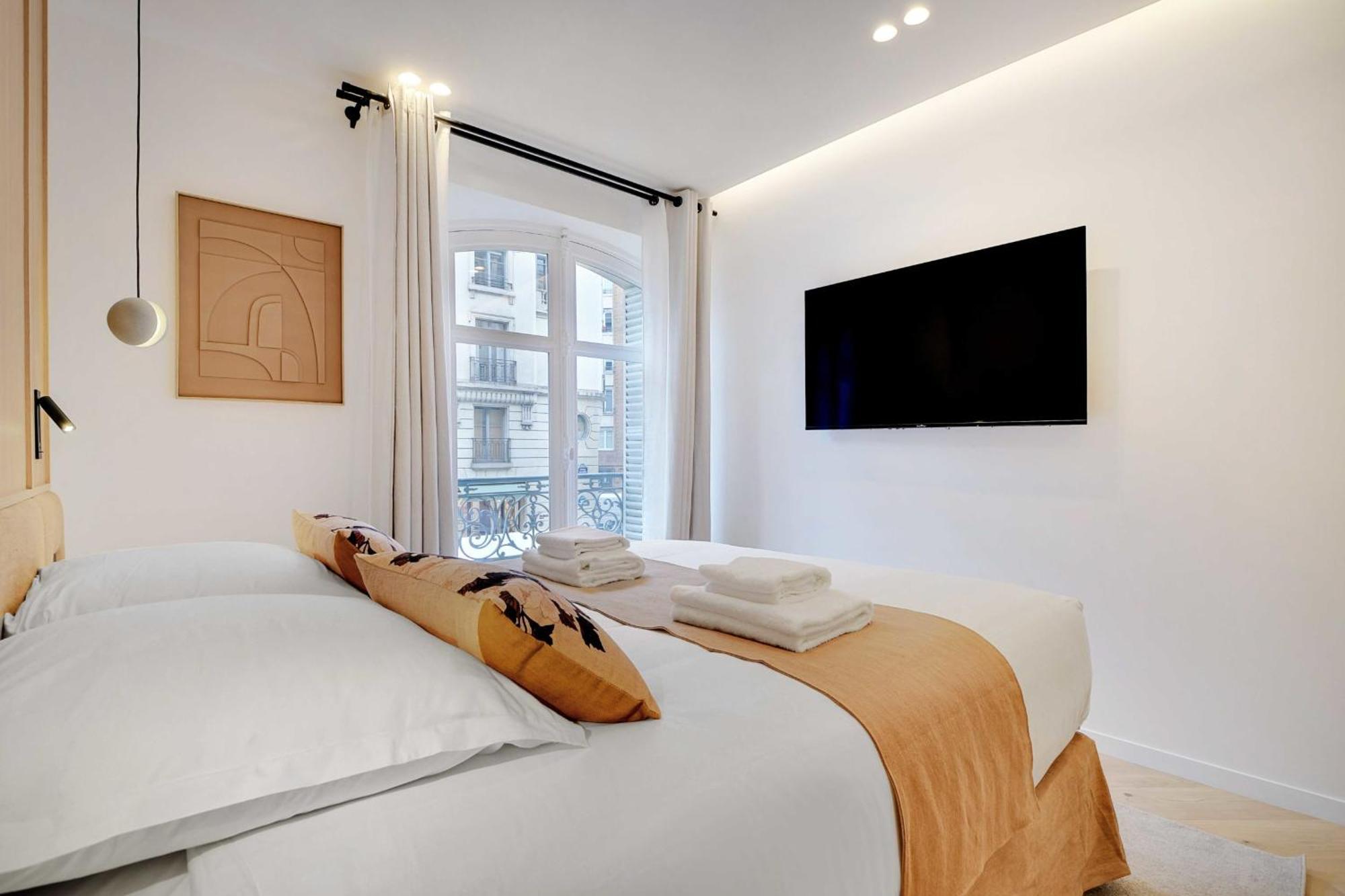 Incredible Flat - 4 Br-10p - Matignon - Champs Elysees