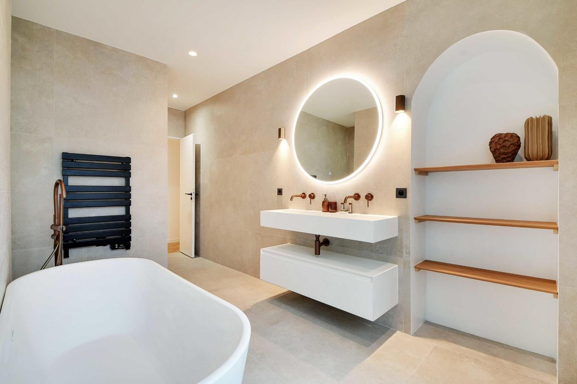 Apartment Incredible Flat - 4 Br-10p - Matignon - Champs Elysees *