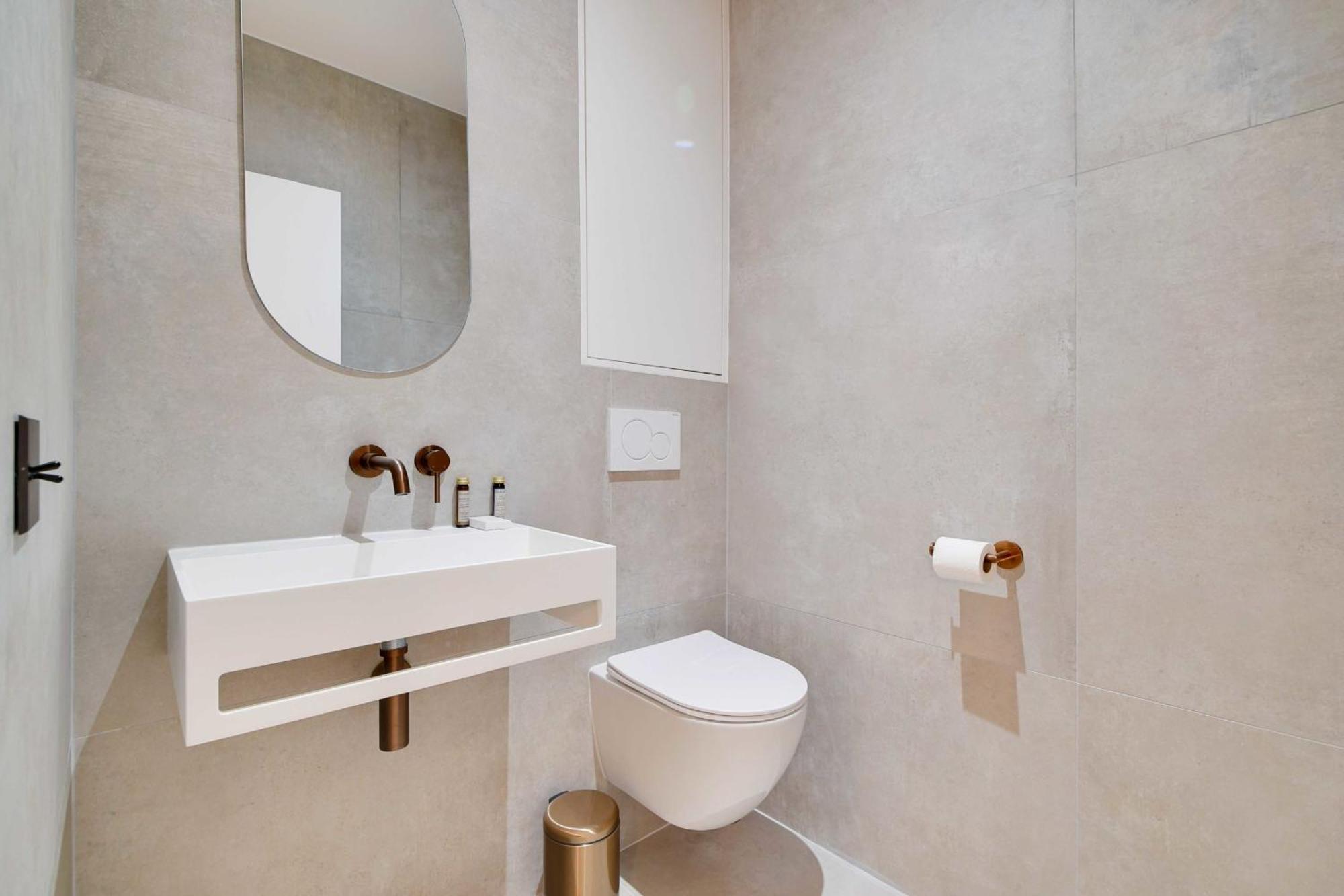 Incredible Flat - 4 Br-10p - Matignon - Champs Elysees