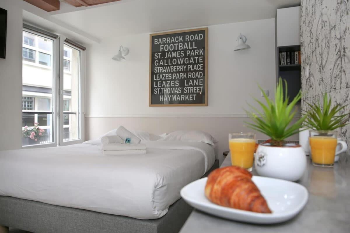 Studio Parisien 20m2 En Face Du Musee Grevin - 2p
