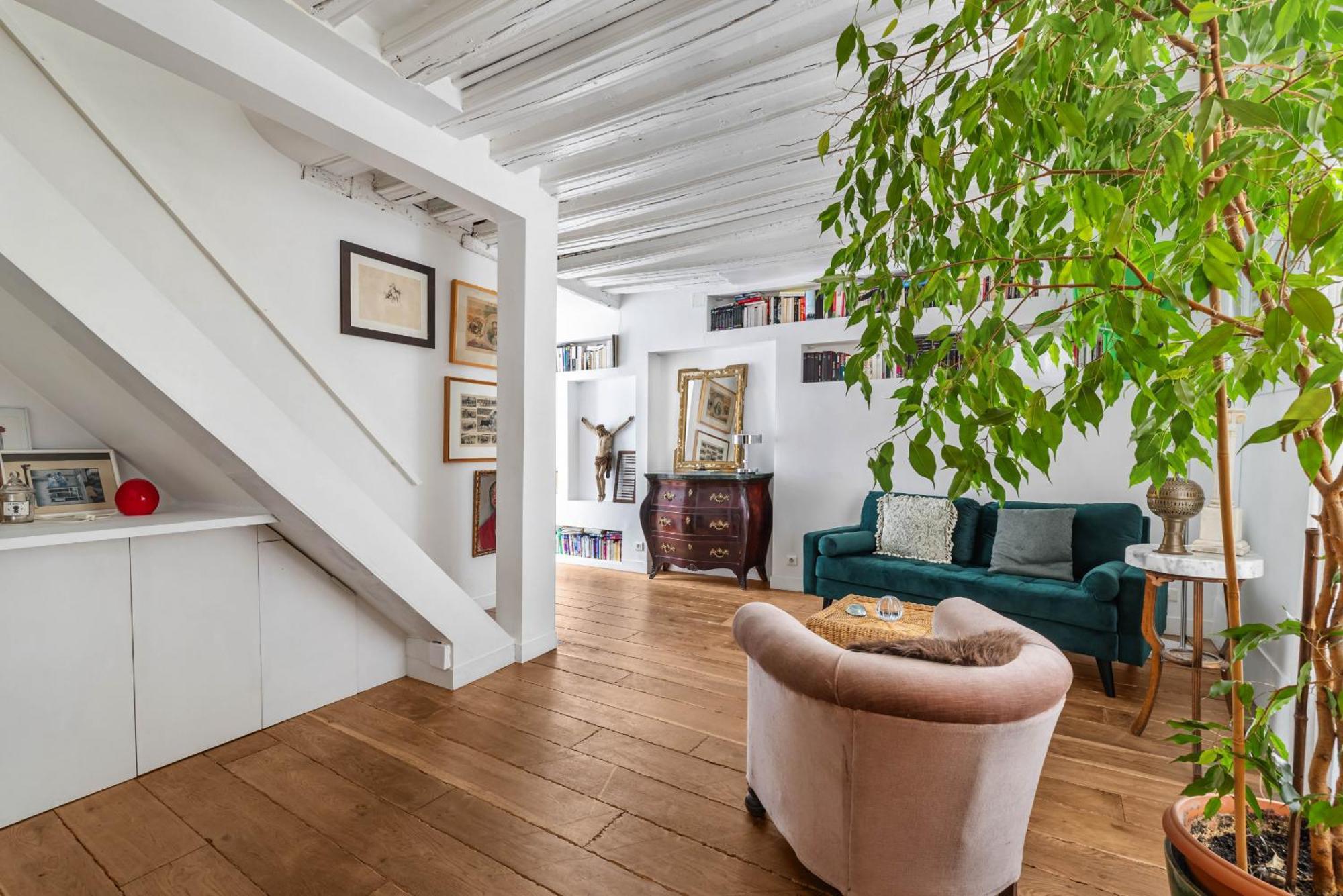 Albenate Paris