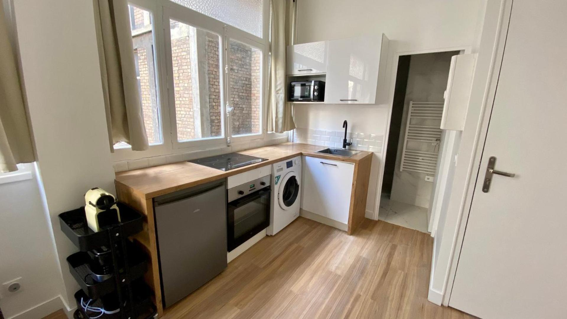 Apartment Renove Proche Grands Boulevards 4p *