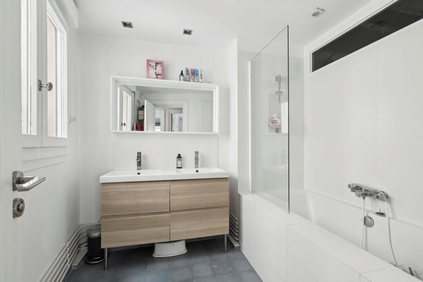 Apartment Grand 140m² A Deux Pas De La Tour Eiffel *
