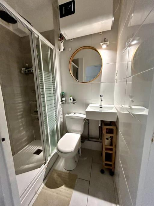 1br Near Montmartre Paris