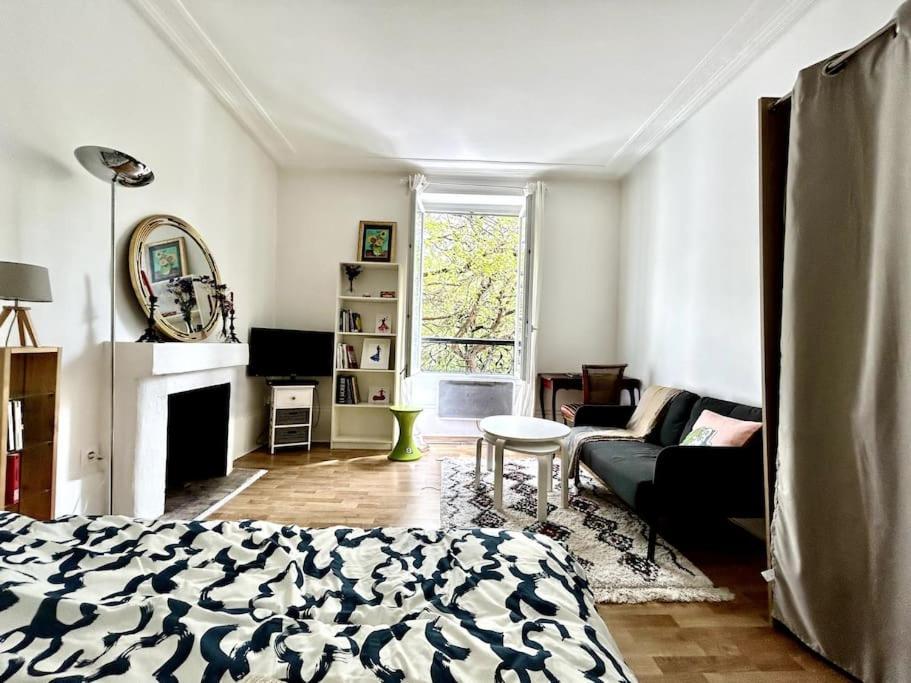 1br Near Montmartre Paris