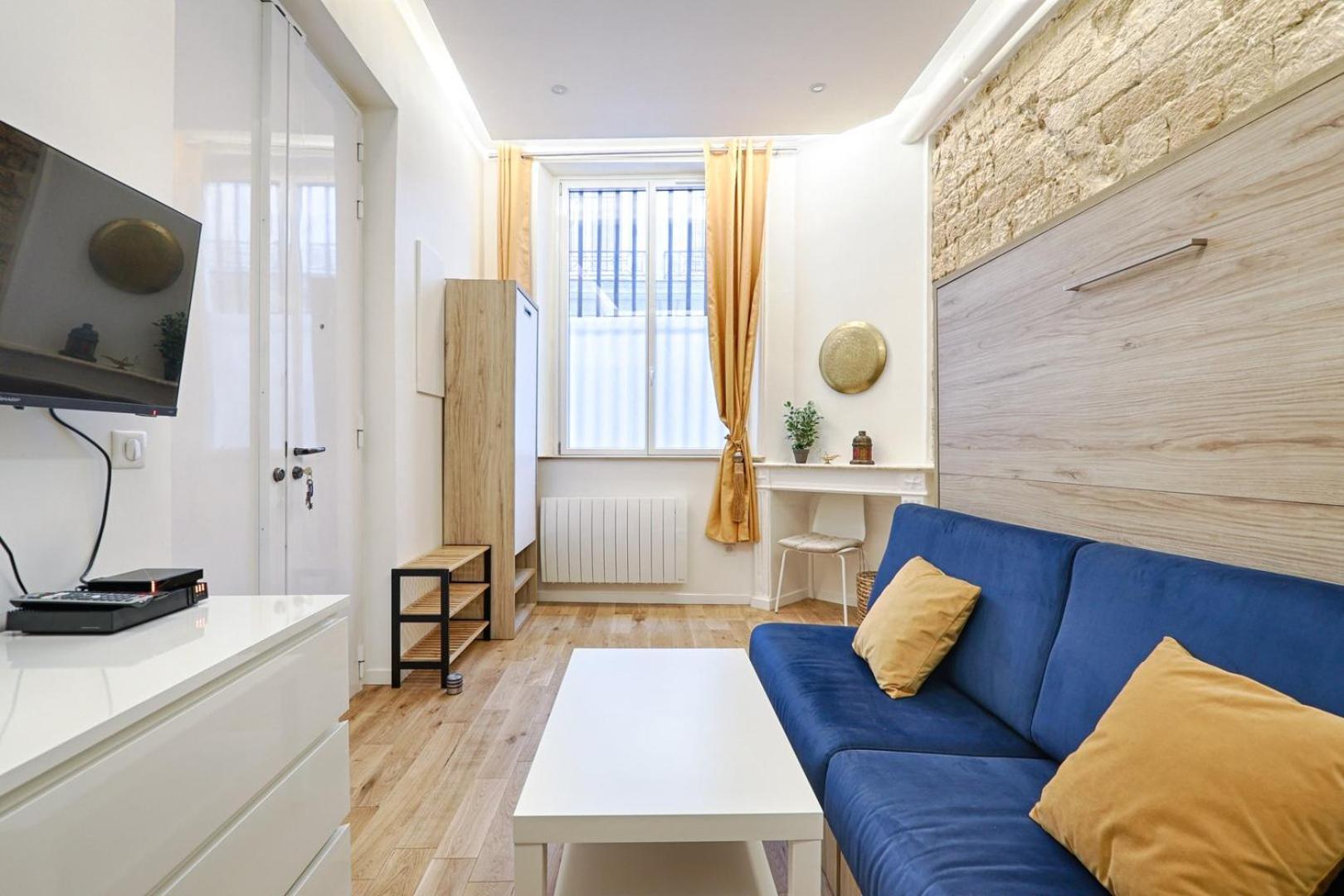 Appartement Beau 2p En Plein Coeur Du 2e *