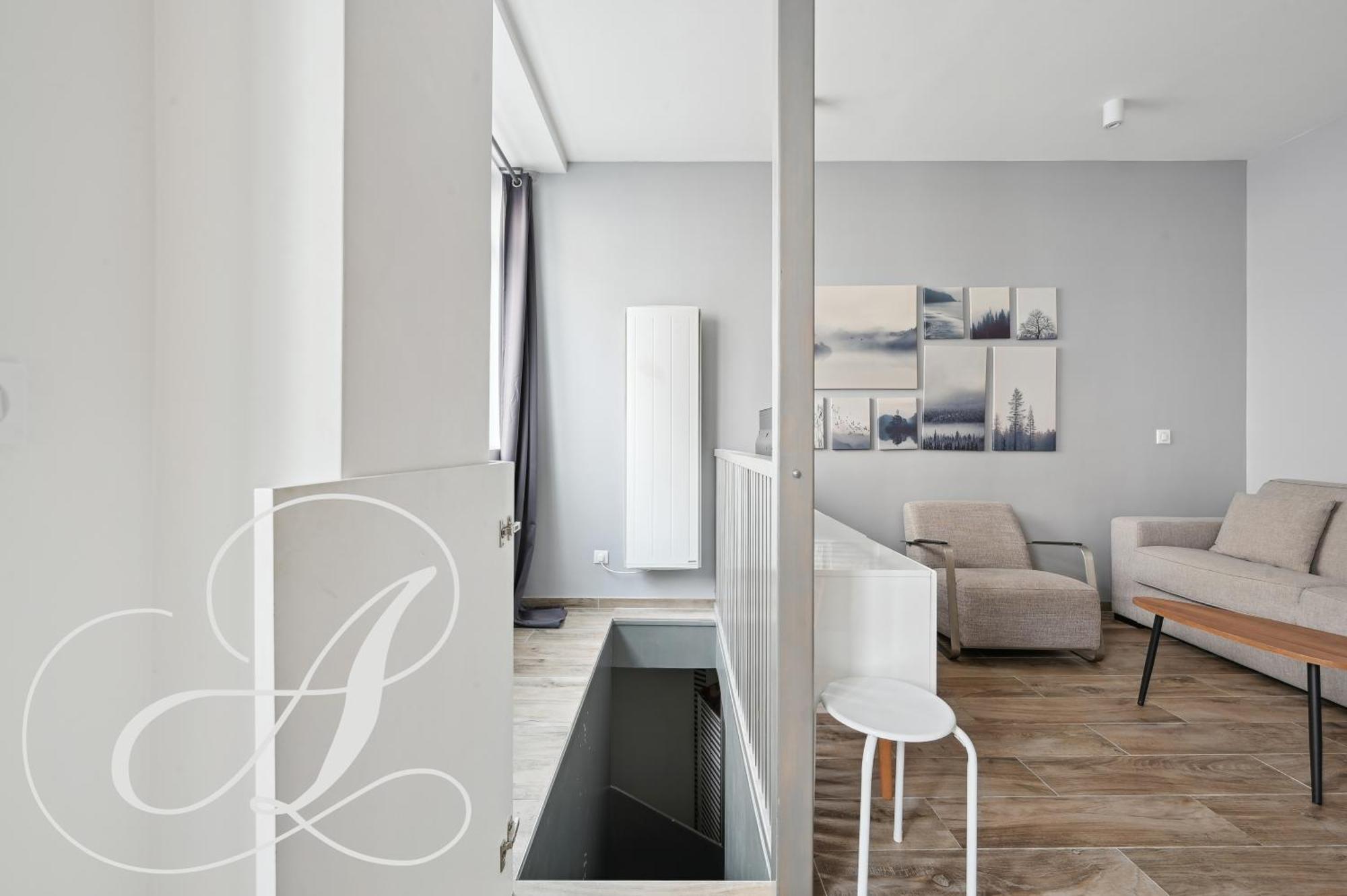 Apartment Roxane, 2 Dont En Souplex 14e