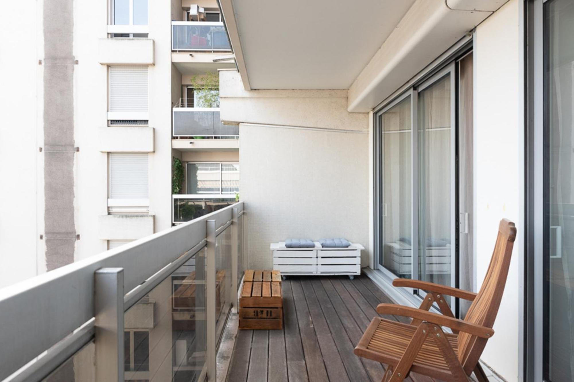 Apartment Spacious Cocoon With 2 Balconies
