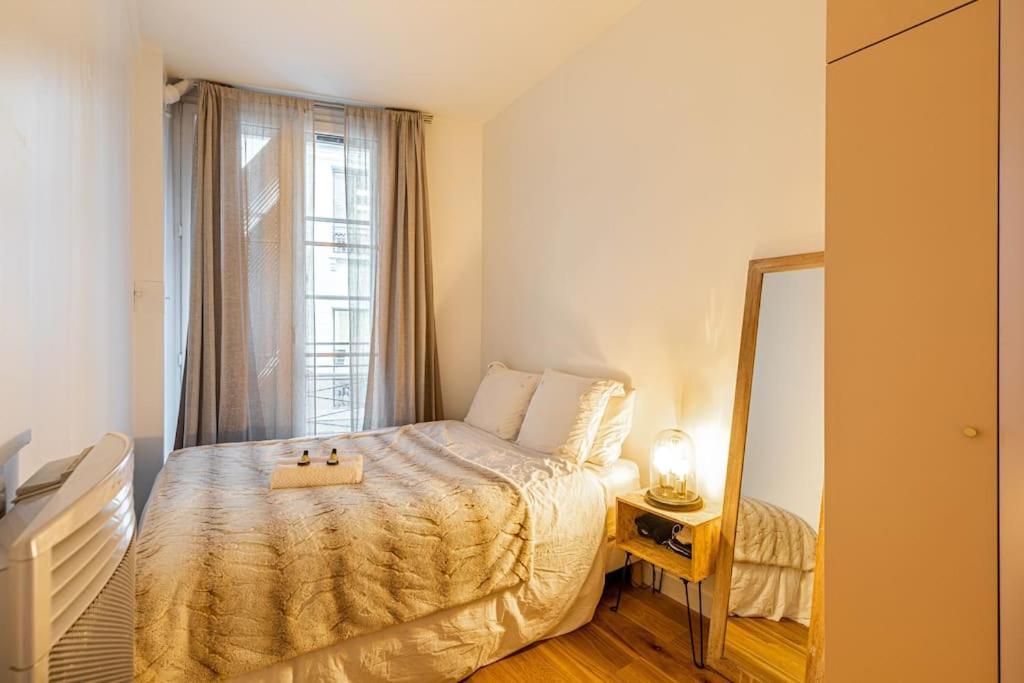 Apartment Chic Parisian Haven: Designer In The Heart Of *