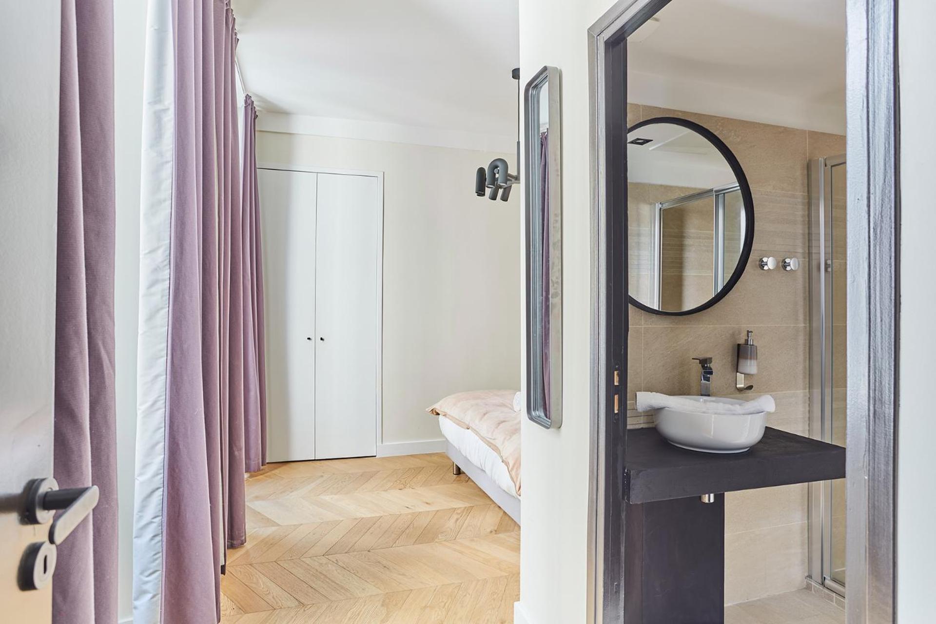 Apartment Place Vendome By Studioprestige