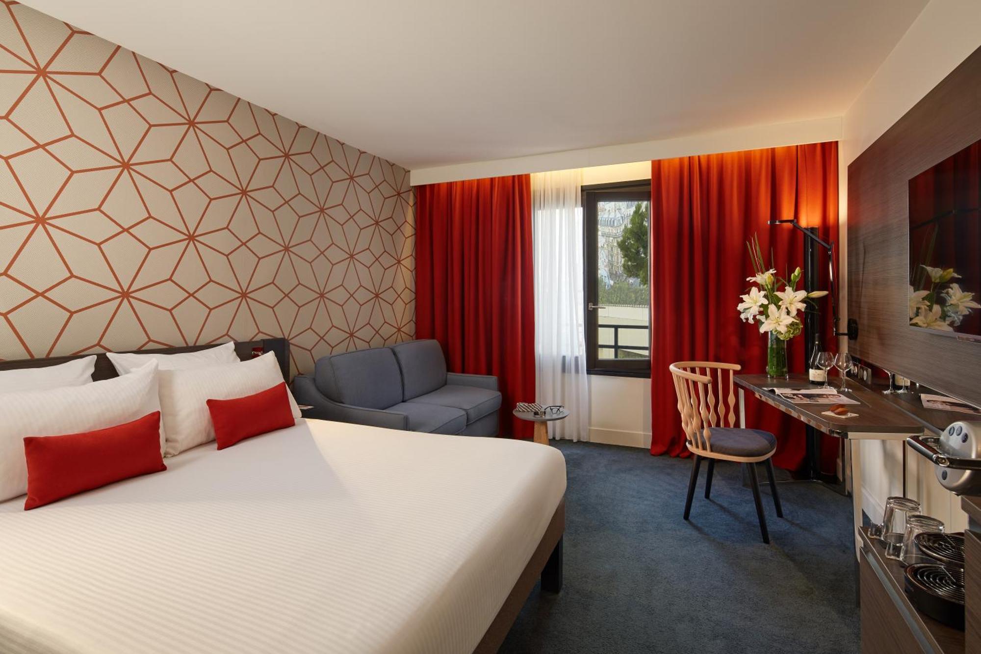 Novotel Les Halles Hotel 4*