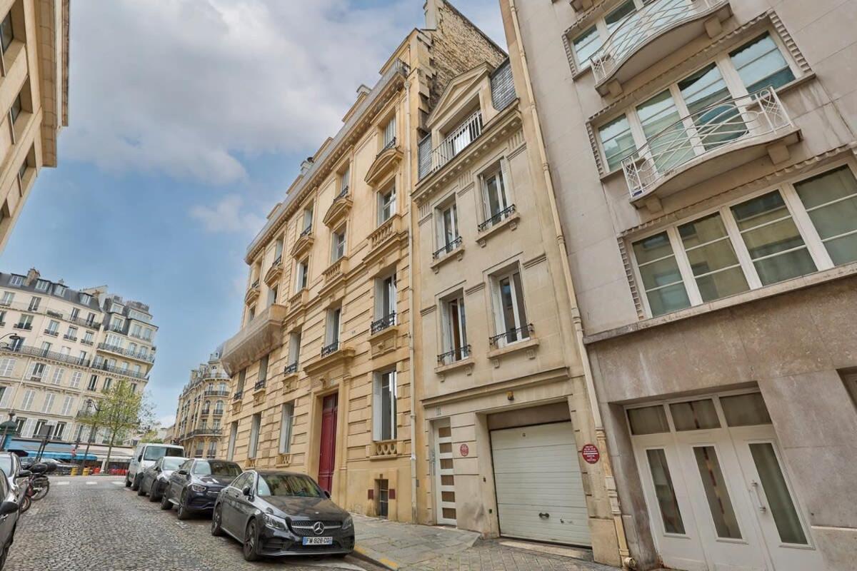 102- Beautiful Studio Near Champs Elysees *