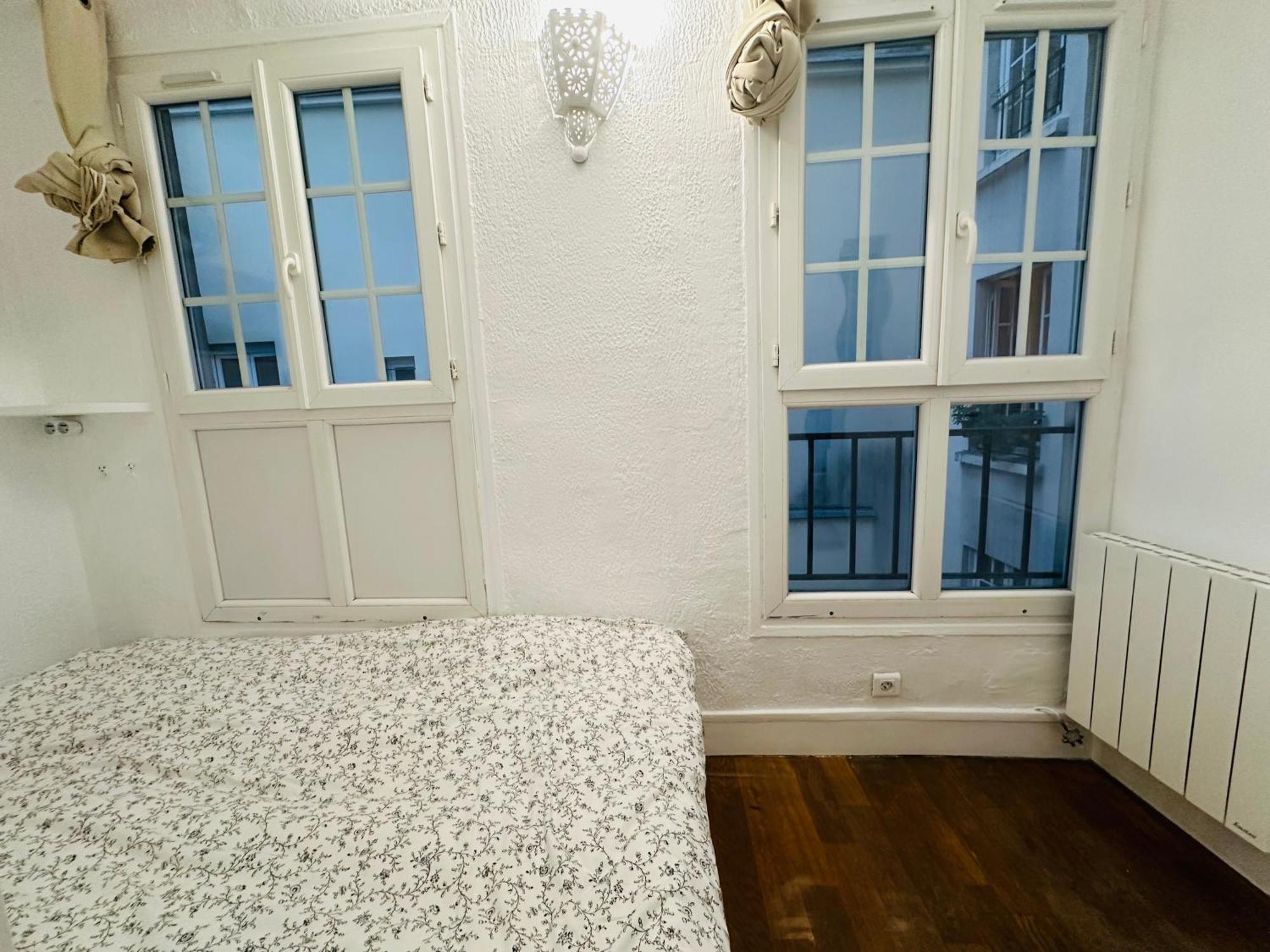 Dream Dwell - Apart In Historical Building Near Quartier Marais Paris