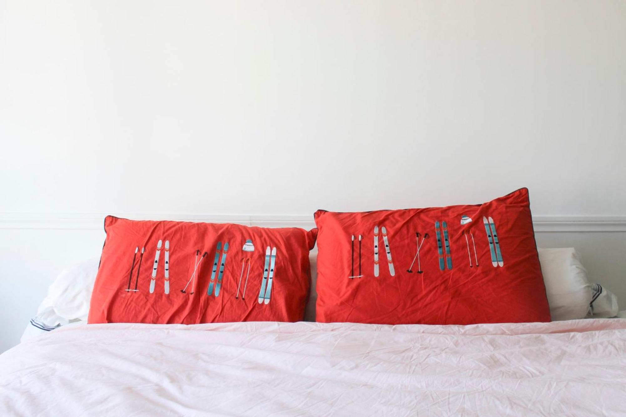 Cozy 56 M Near Batignolles Apartment
