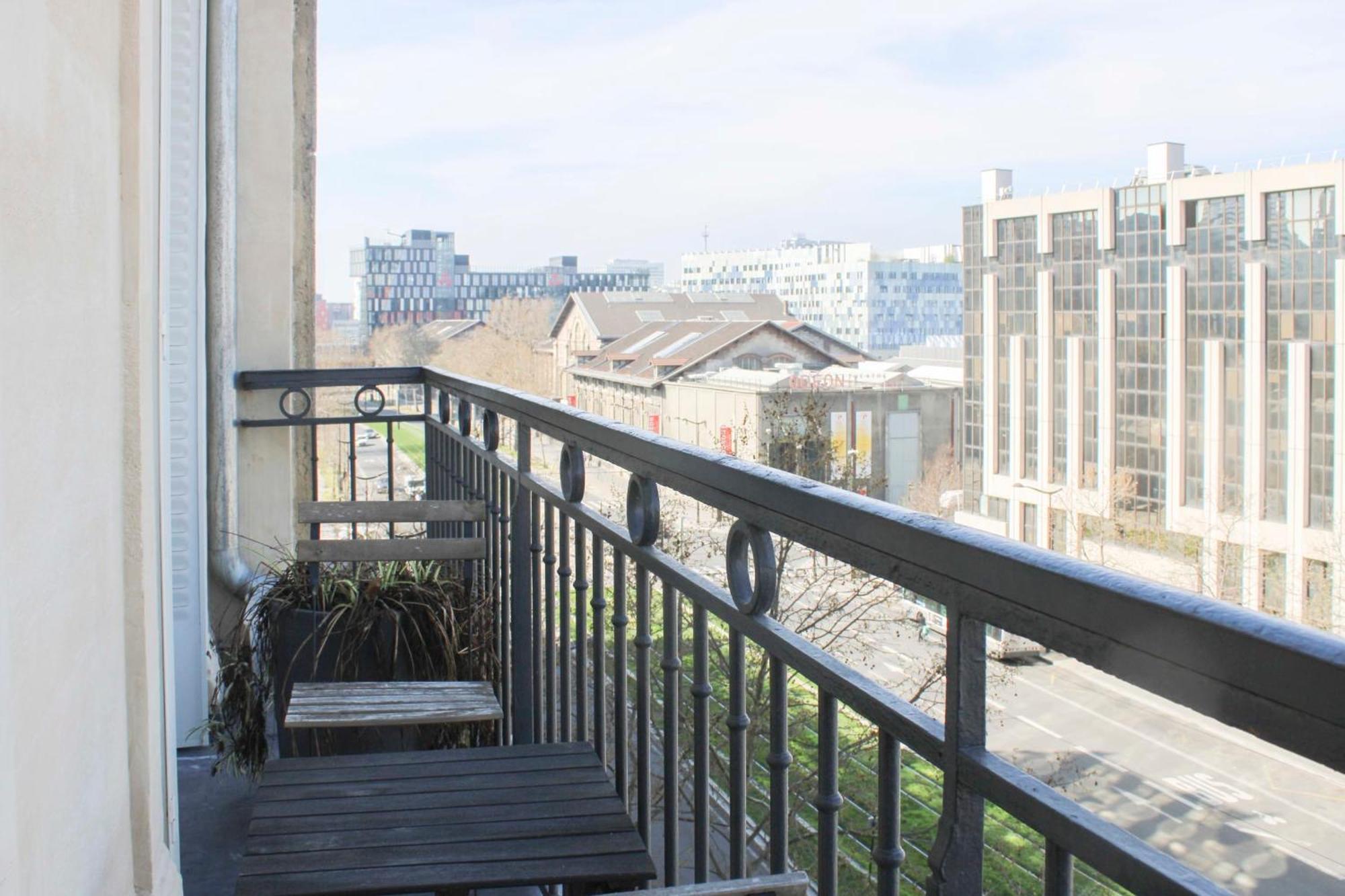 Cozy 56 M Near Batignolles Paris