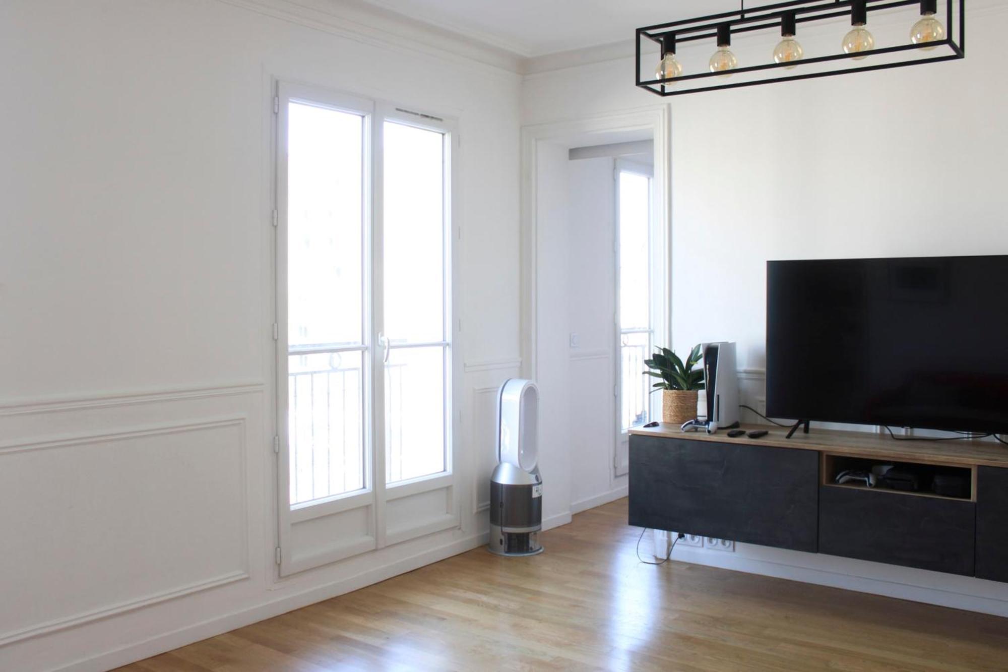 Cozy 56 M Near Batignolles *