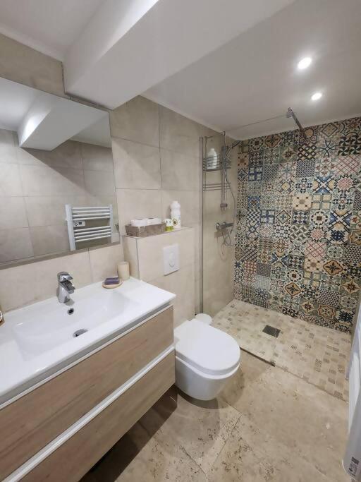 Apartment En El 10 *