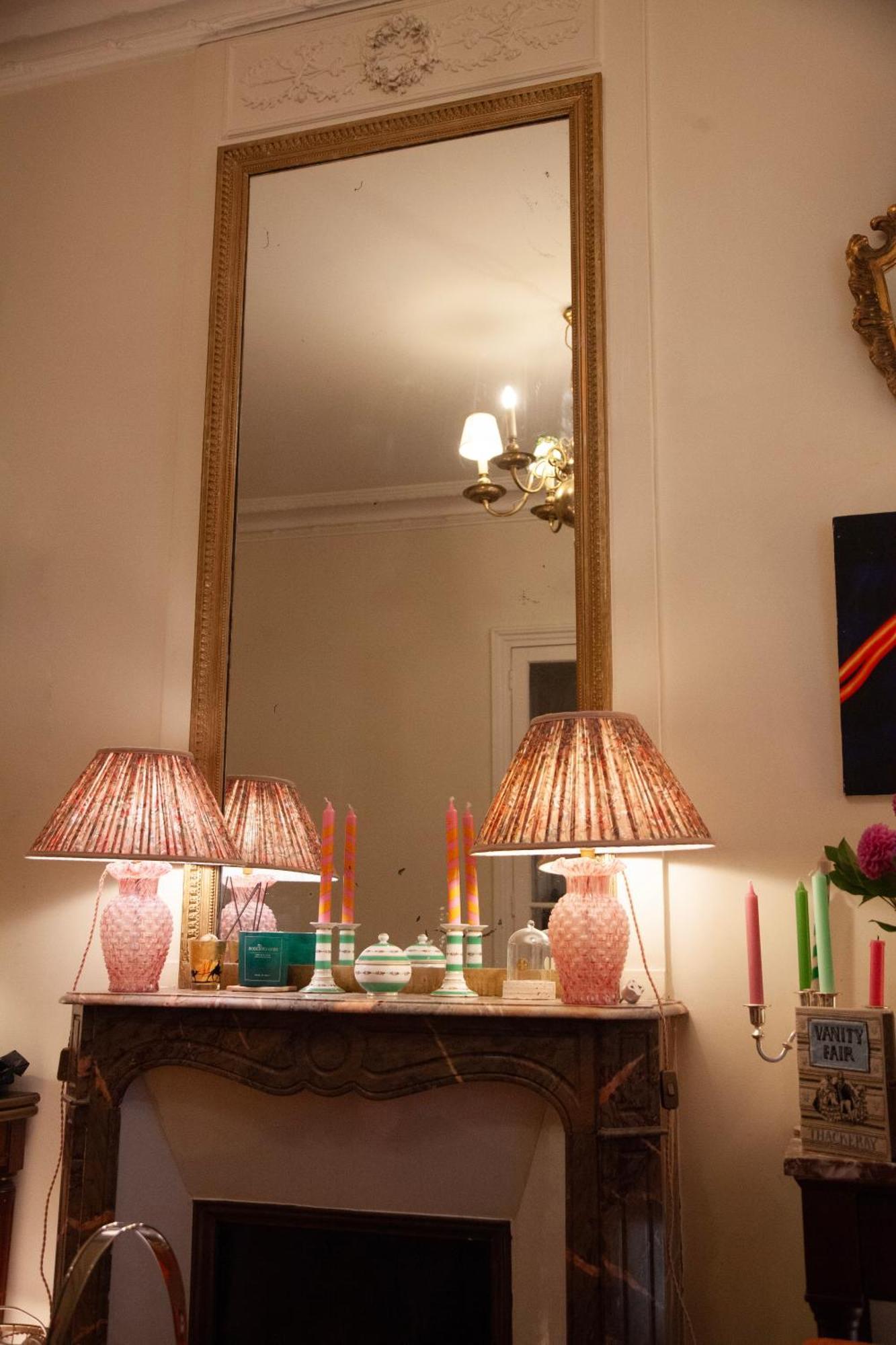 Arc De Triomphe Chic Homestay