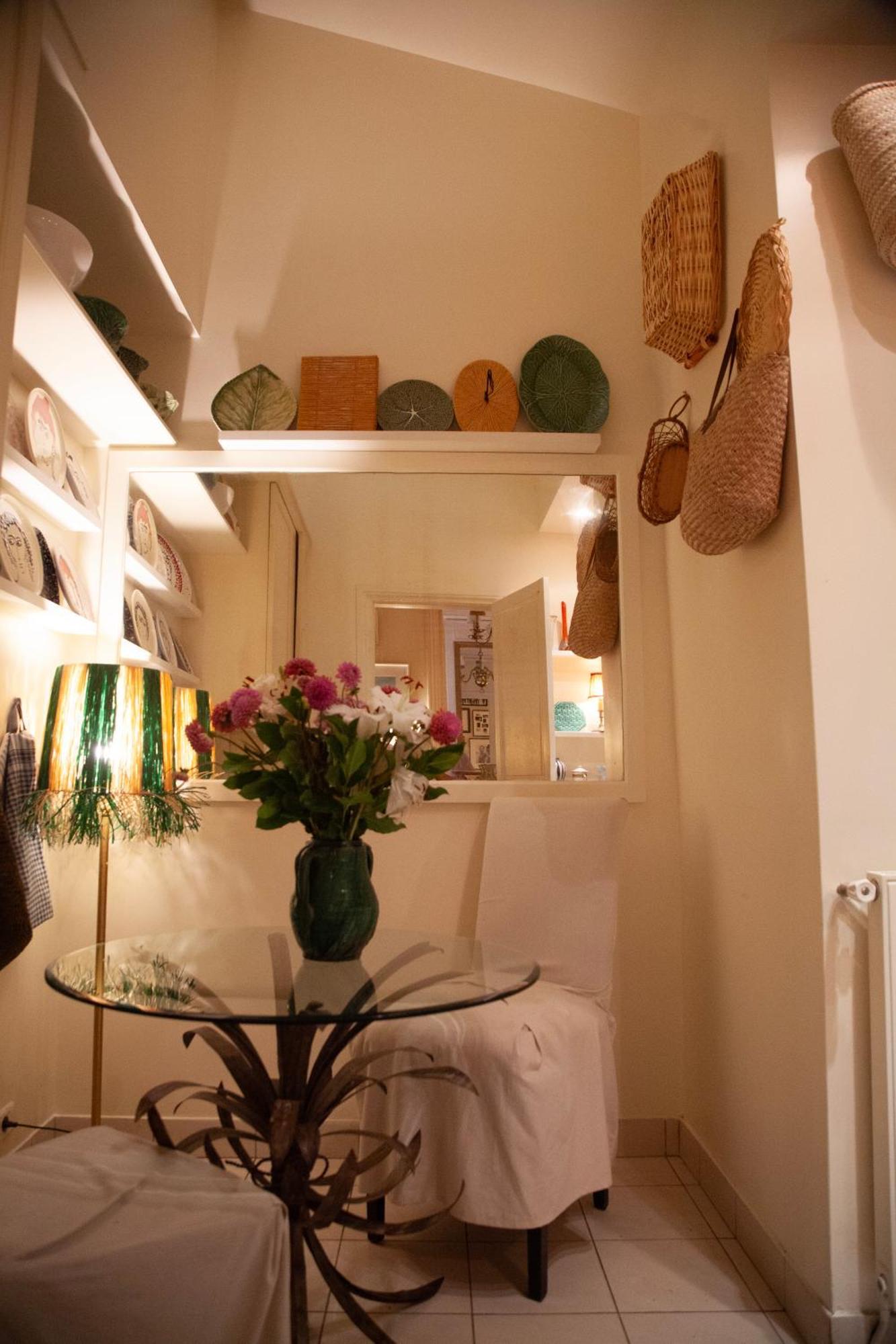 Homestay Arc De Triomphe Chic *