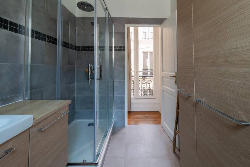 Heart Of Haussman Quiet & Balcony Appartement