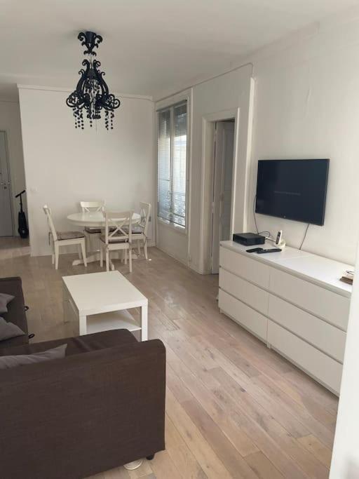 8th, Bright, Very Good Location Apartamento Paris