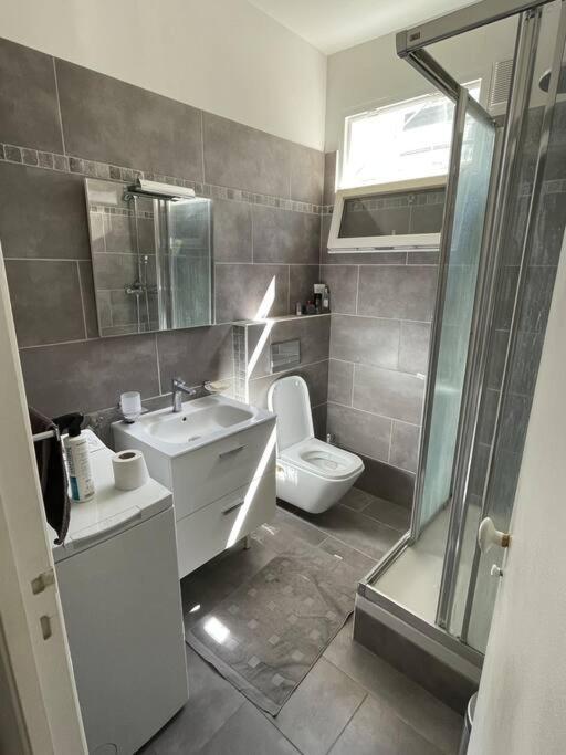 Apartamento 8th, Bright, Very Good Location *