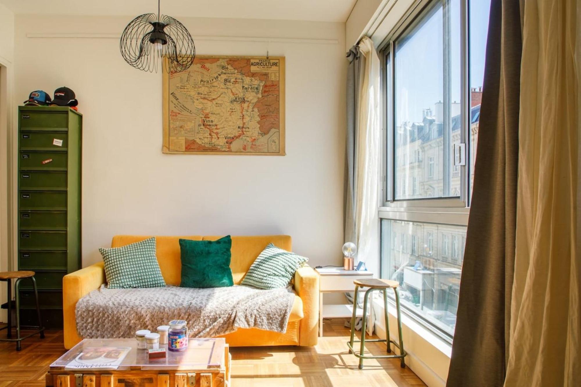 Appartement Radiant&charming Studiopoissonnieregare De L'est *