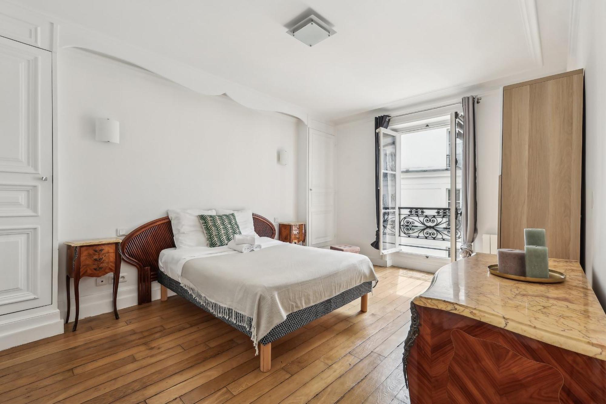 Champs Elysees - 3br - Cityapartmentstay Appartement
