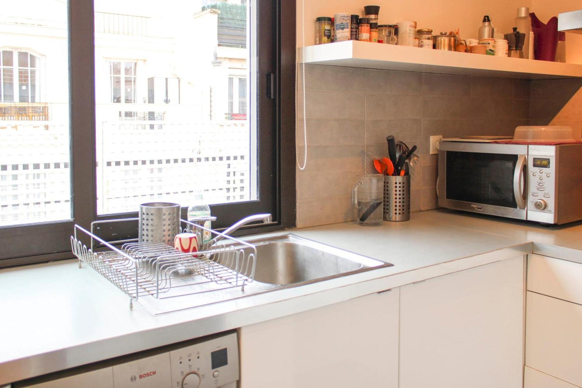 Apartment Bright With Unobstructed View