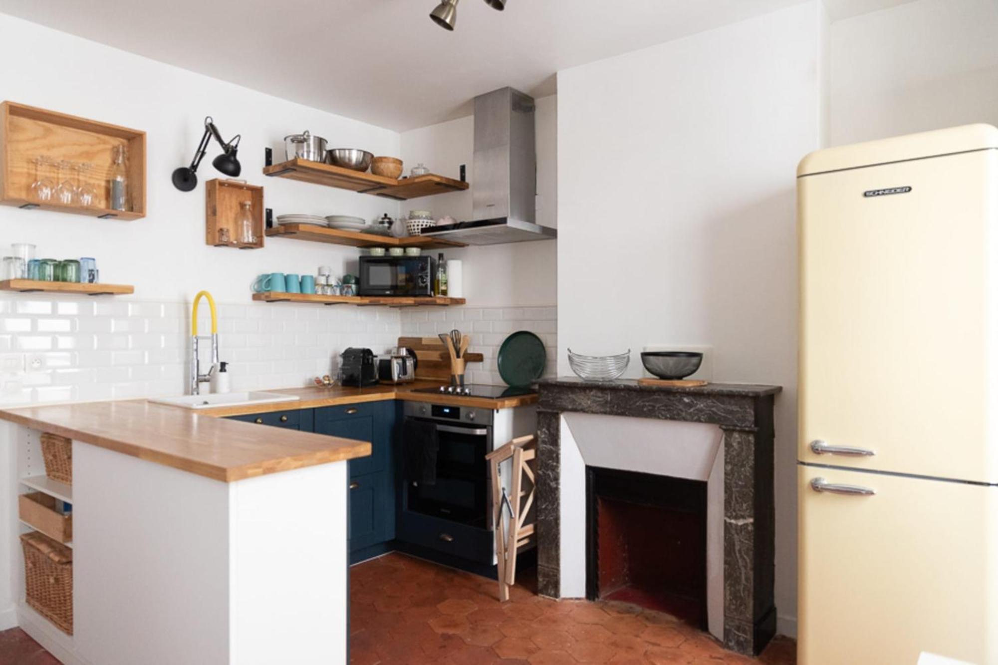 Quiet And Typically Parisian Apartment *