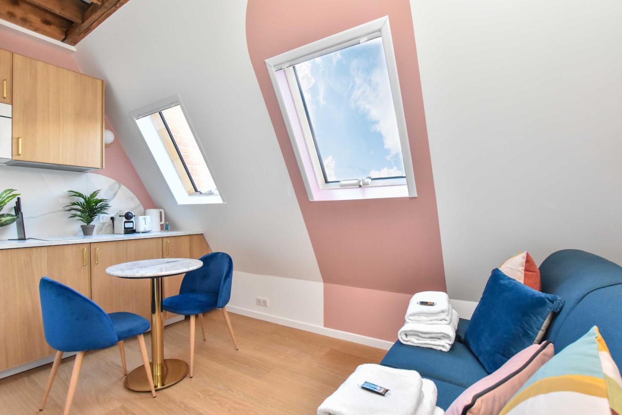 Appartement Charming - 2p - Champs Elysees