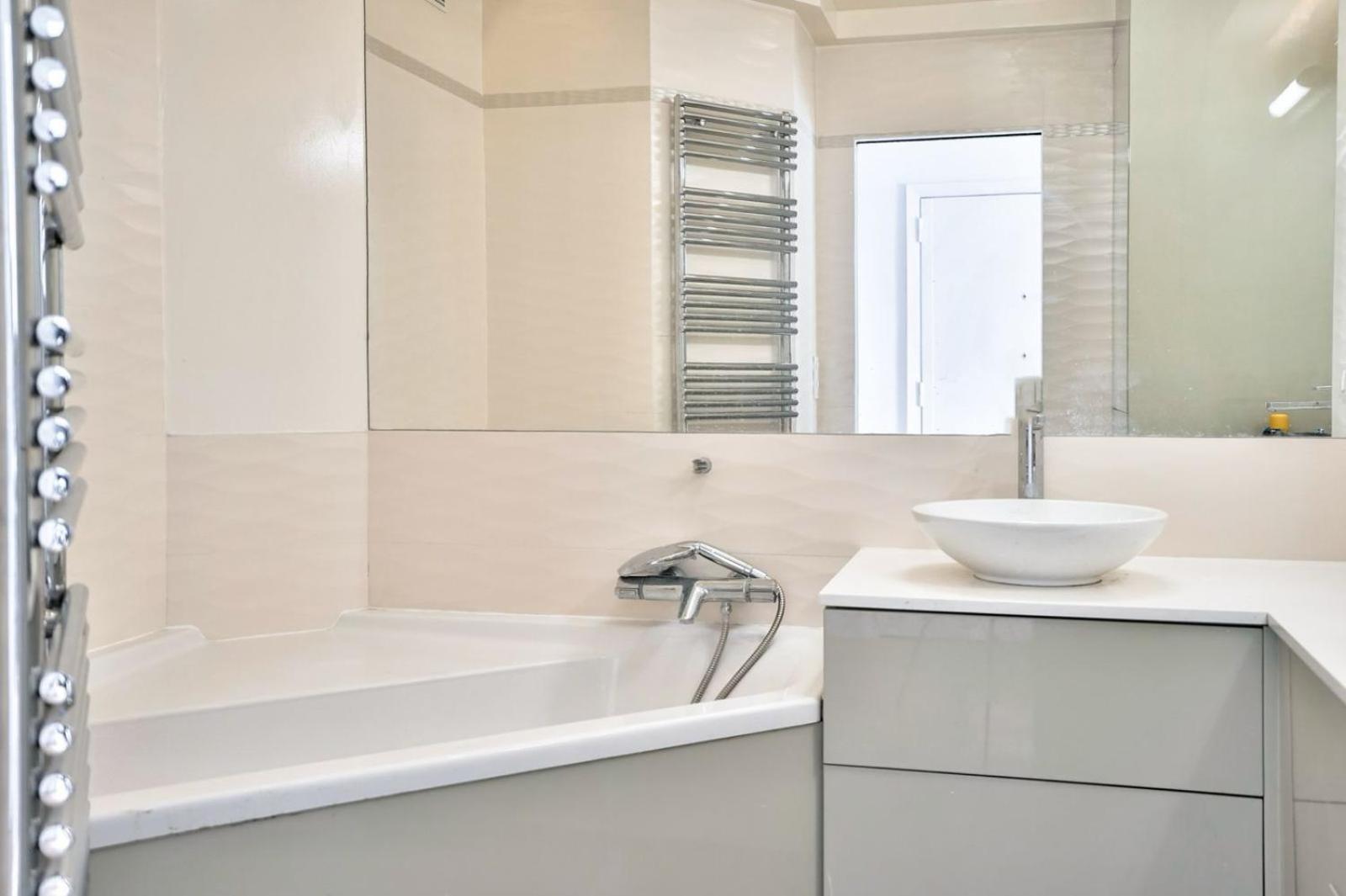 Apartment Magnifique 80 M2 Face Tour Eiffel Paris