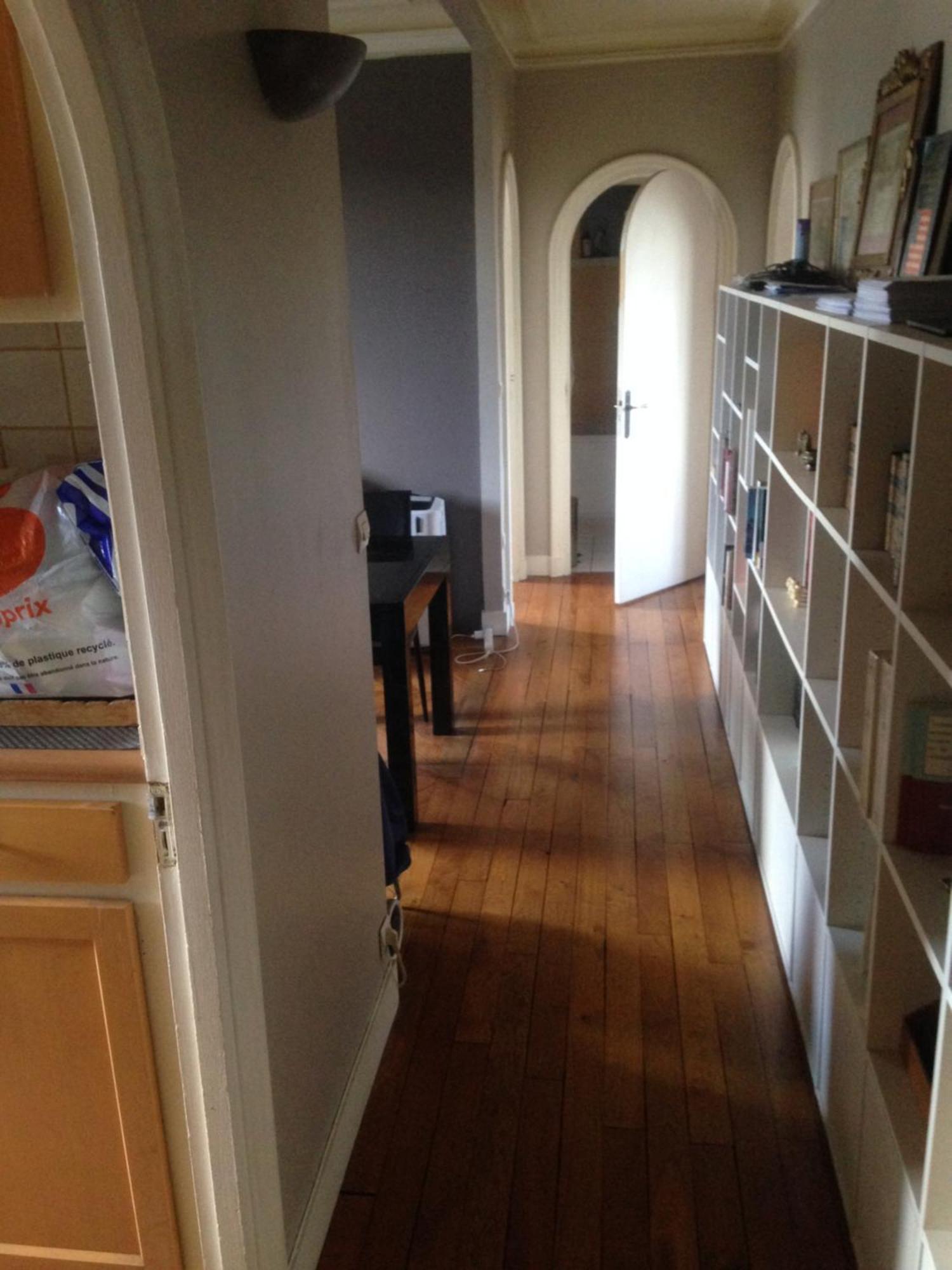Dans Immeuble Haussmannien *