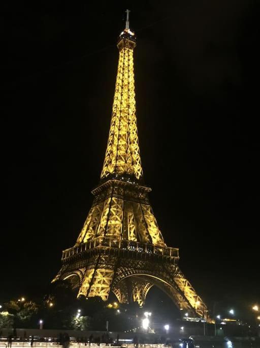 Bed & Breakfast Private Bedroom 2 Near Eiffel Tower, Saint Germain Paris