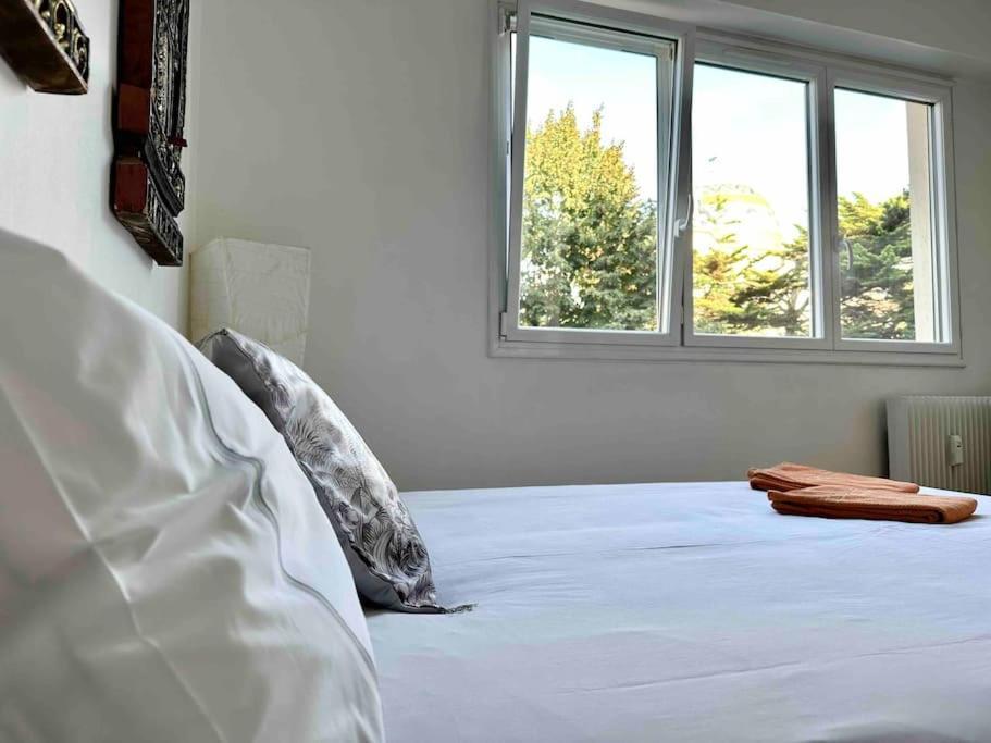 Bed & Breakfast Private Bedroom 2 Near Eiffel Tower, Saint Germain Paris