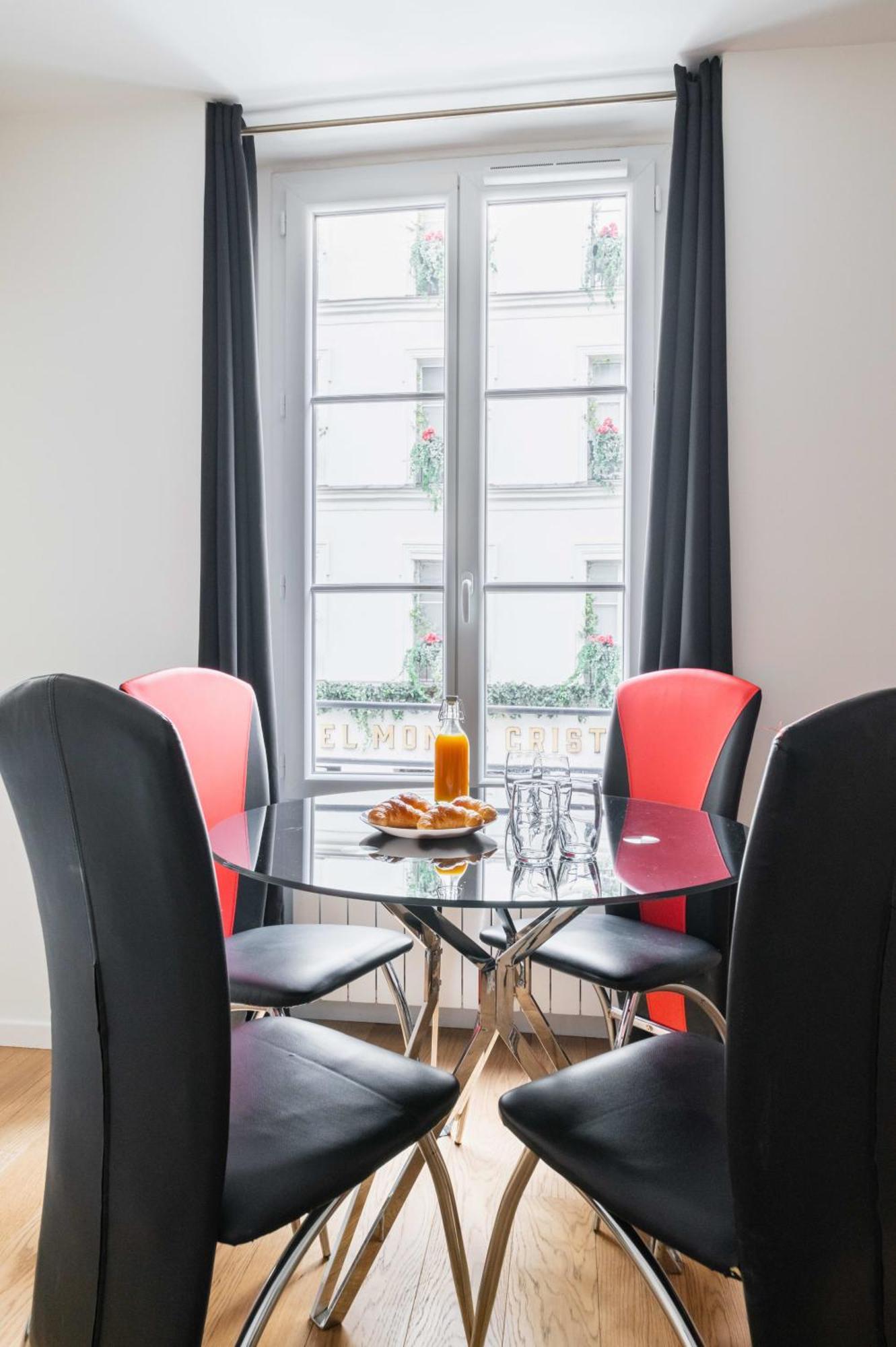 Appartement 2 Pieces Renovee A Neuf 5 - 4p - Flat-guest Paris