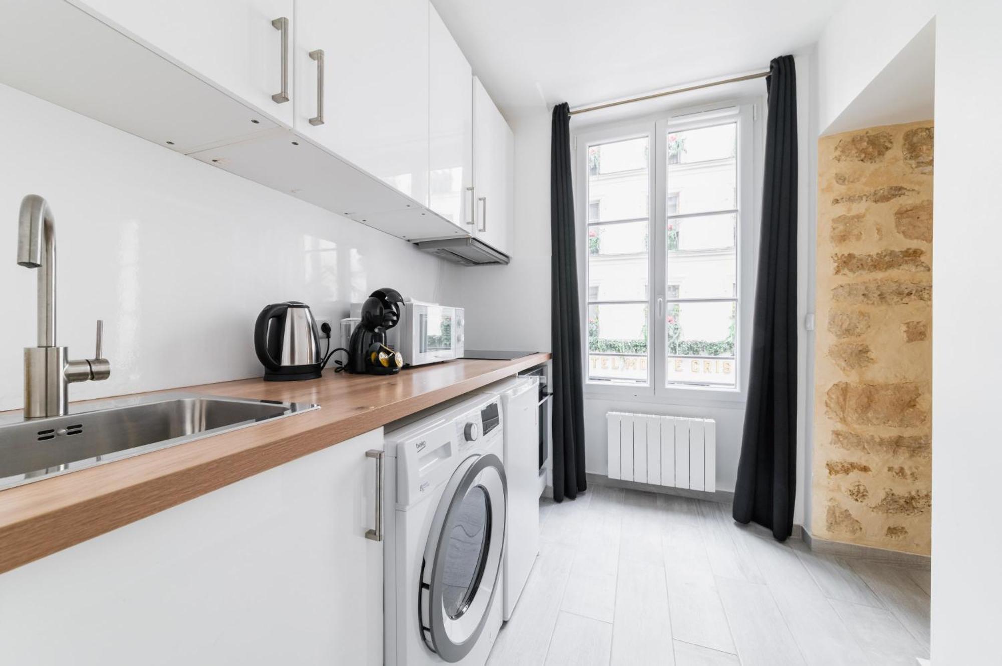 2 Pieces Renovee A Neuf 5 - 4p - Flat-guest Paris