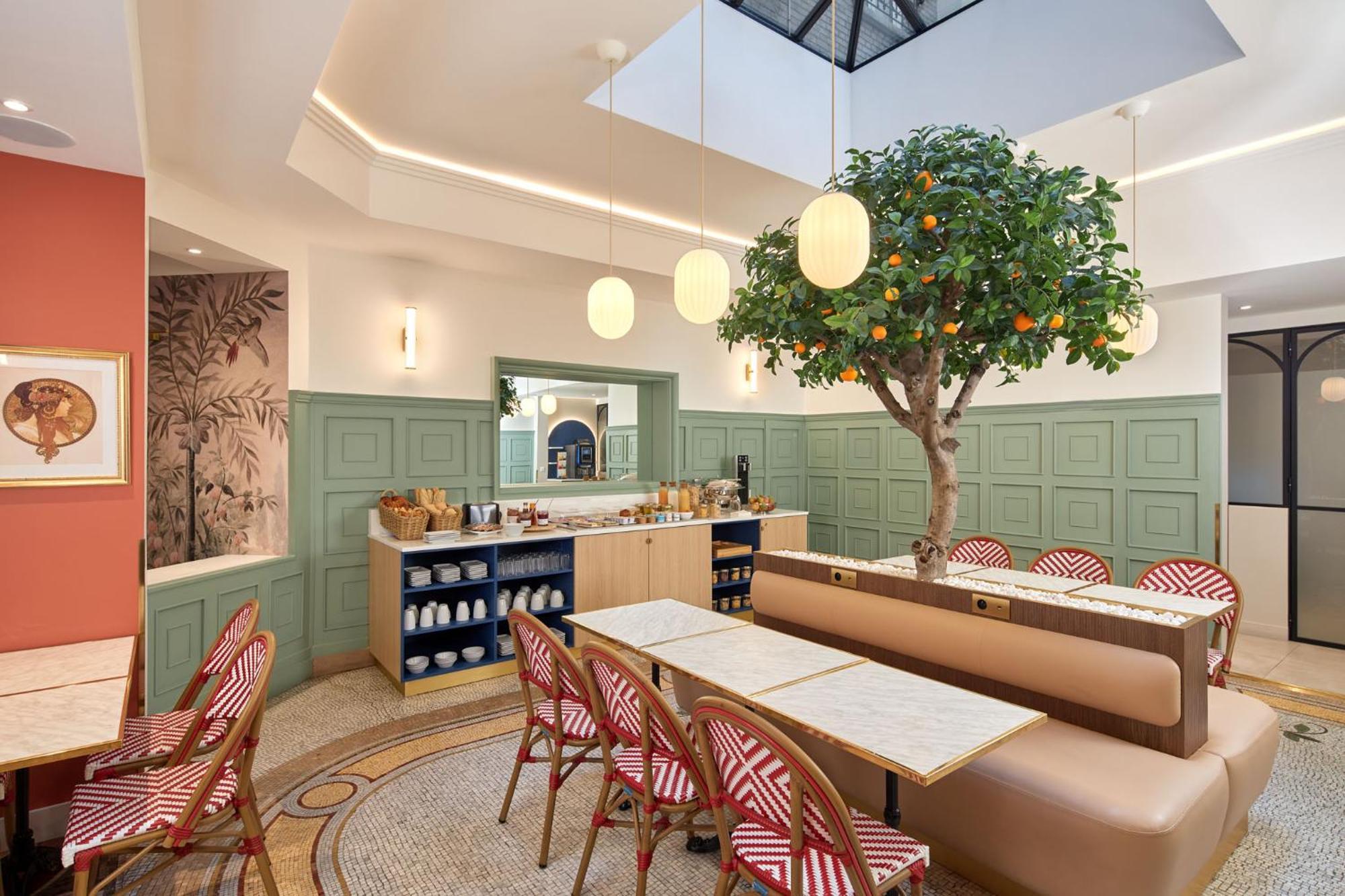 Hotel Timhotel Palais Royal Paris