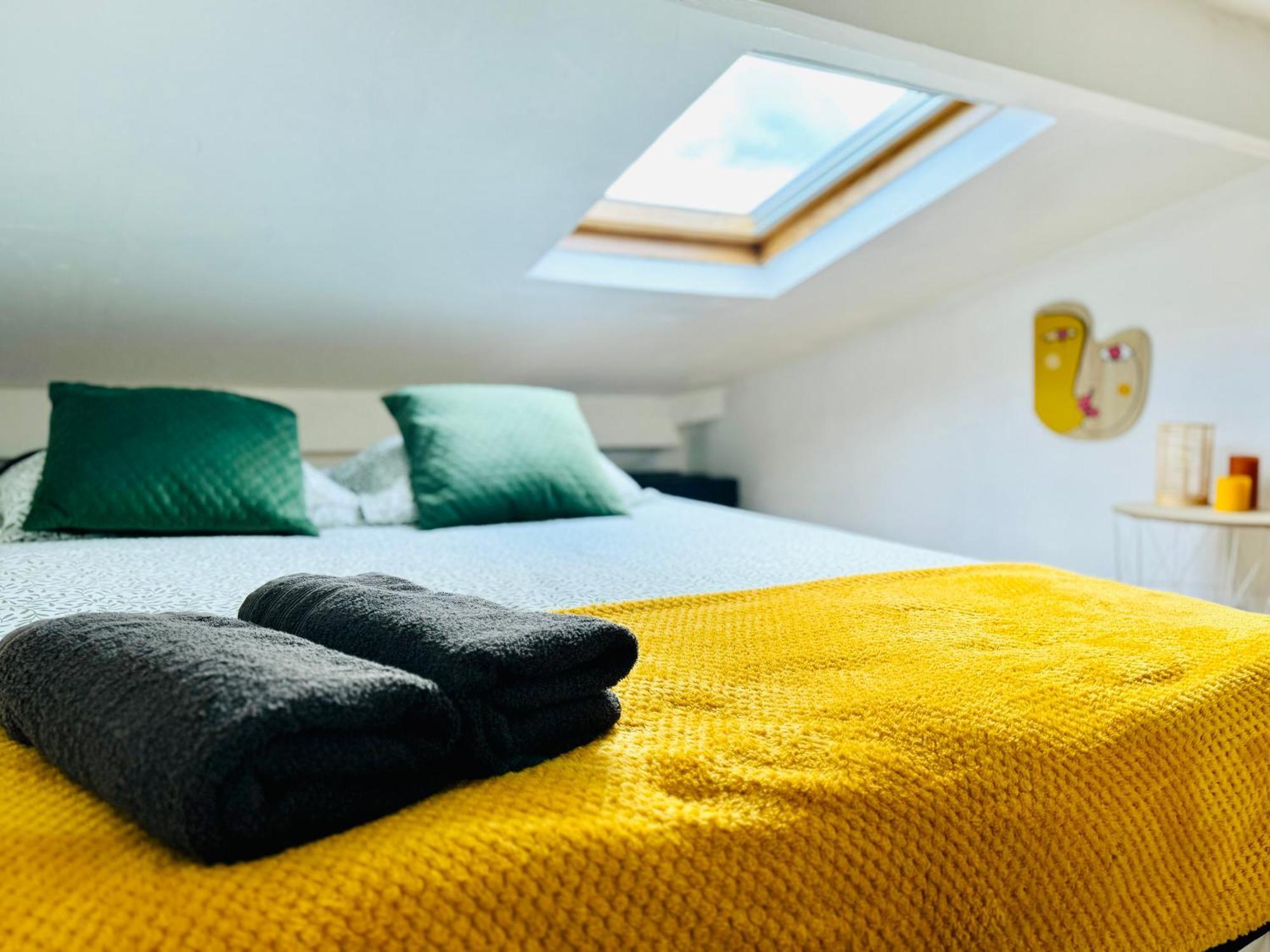 Parc Buttes Chaumont - Studio Mezzanine Homestay *