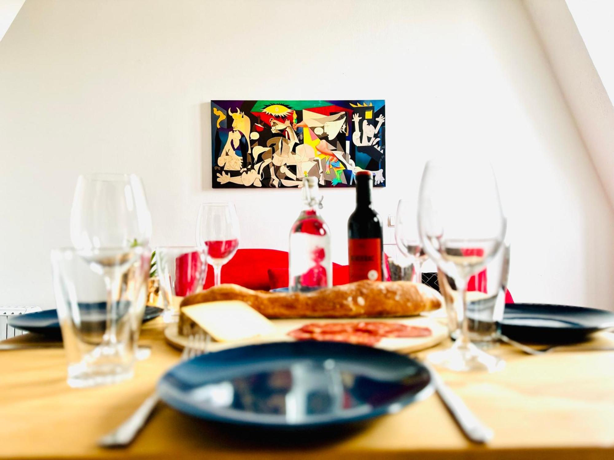 Direct Views Of Eiffel Tower & Sacre-coeur From Mezzanine - 10 Mins To Center Apartment